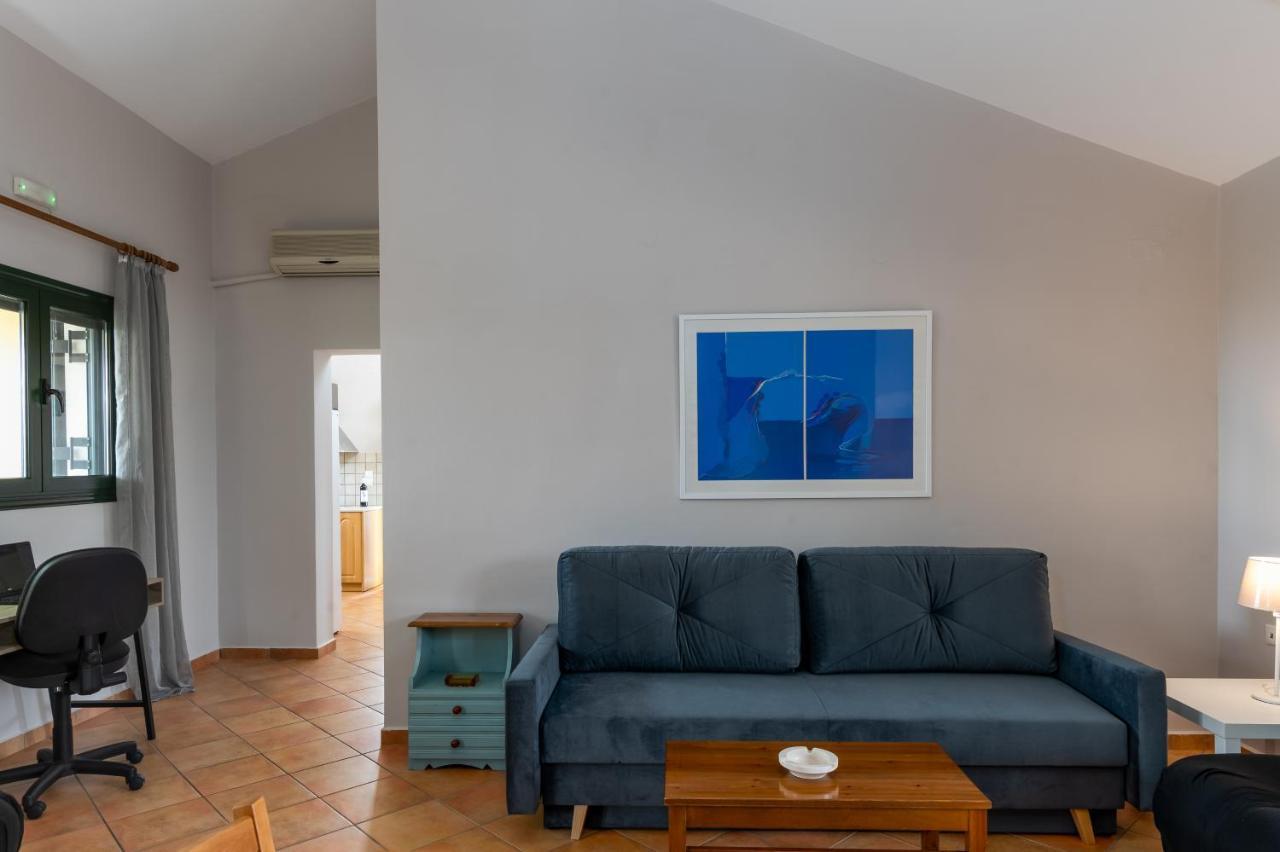 Koxyli Studios & Apartments Kaligata Dış mekan fotoğraf
