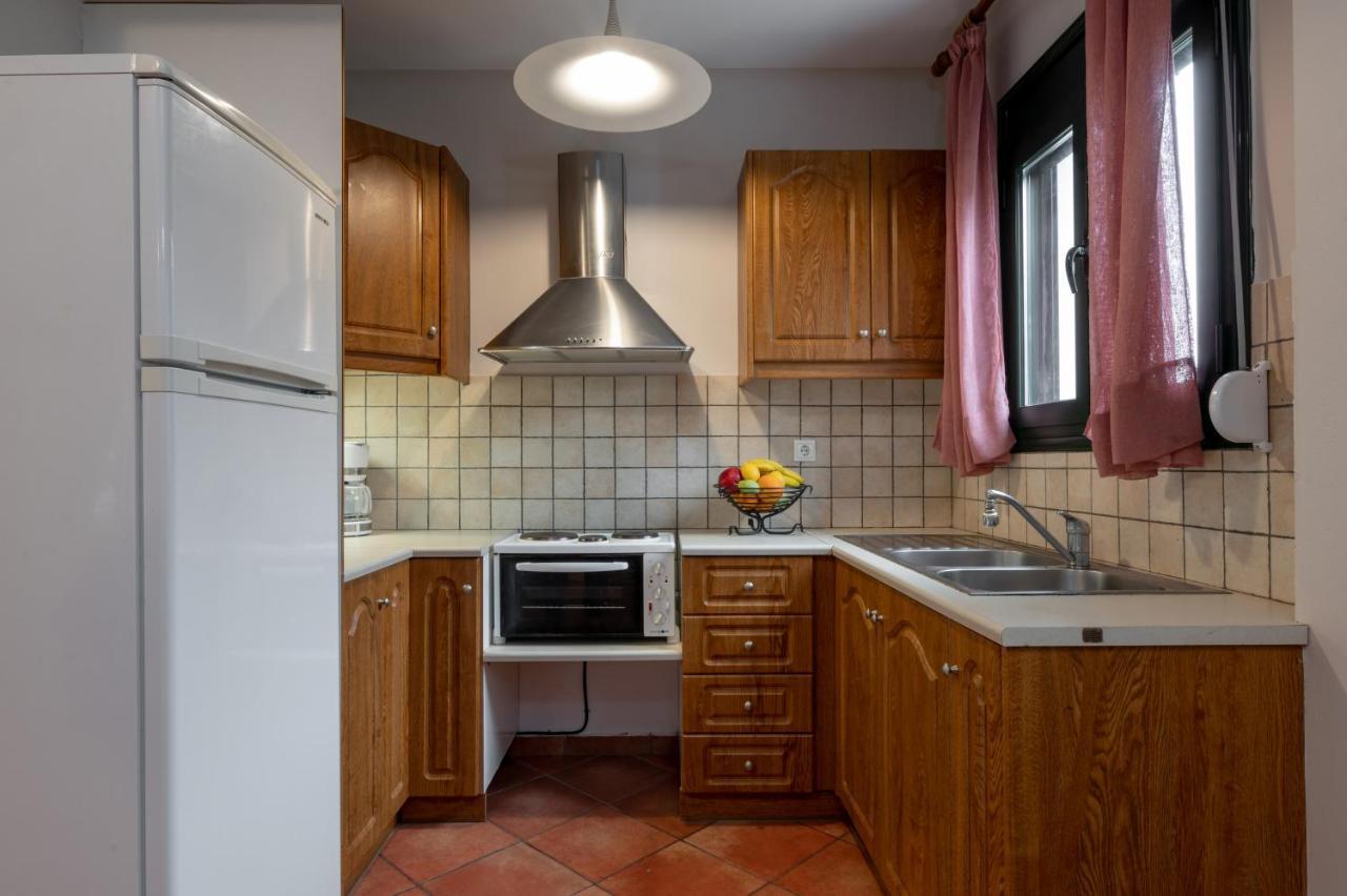 Koxyli Studios & Apartments Kaligata Dış mekan fotoğraf