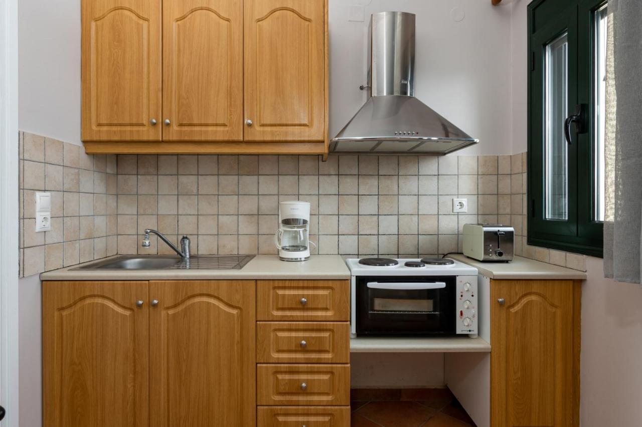 Koxyli Studios & Apartments Kaligata Dış mekan fotoğraf